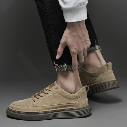 Elarova | Wildleder Low Top Sneaker