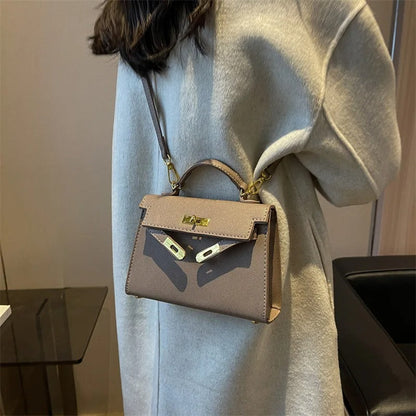 Elarova | Zeitlose Und Klassische Handtasche Mit Riemen
