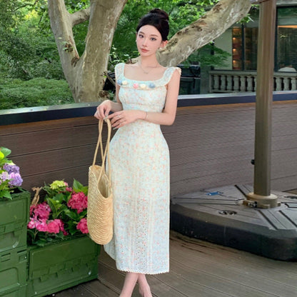 Elarova figurbetontes Spitzenkleid mit floralem Ausschnitt