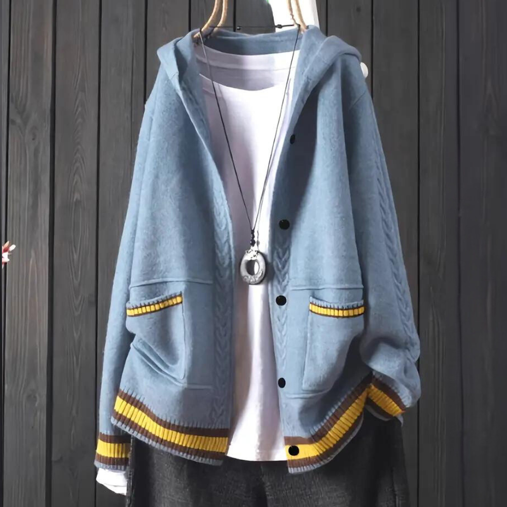 Elegante Strickjacke für Damen im klassischen Stil von DANIELLE