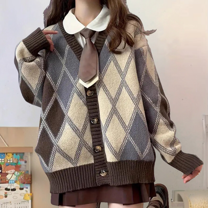 Elegante Strickjacke für Damen von CAROL – für einen edlen Auftritt