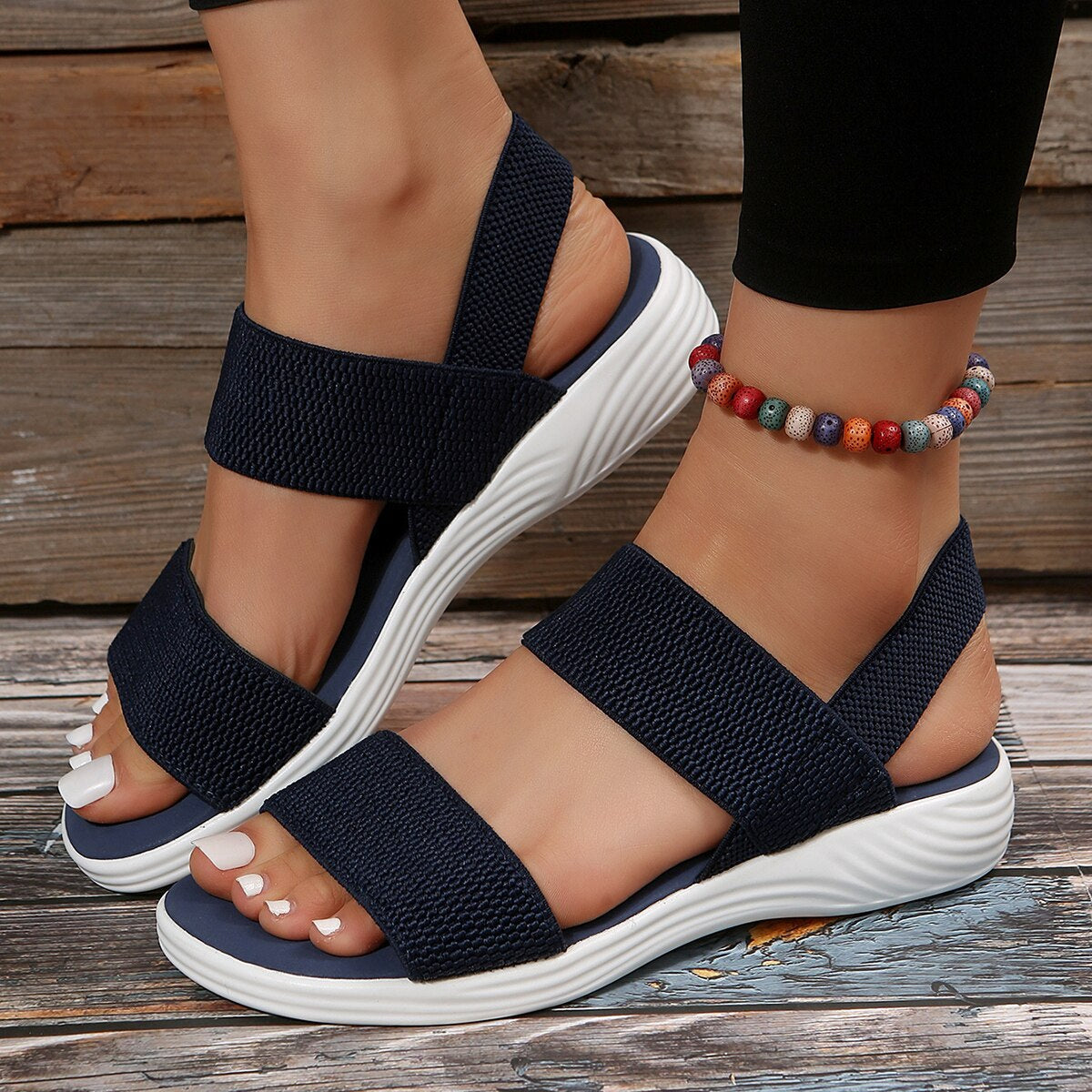 Elegante orthopädische Keilsandalen von Orthopodiatrie