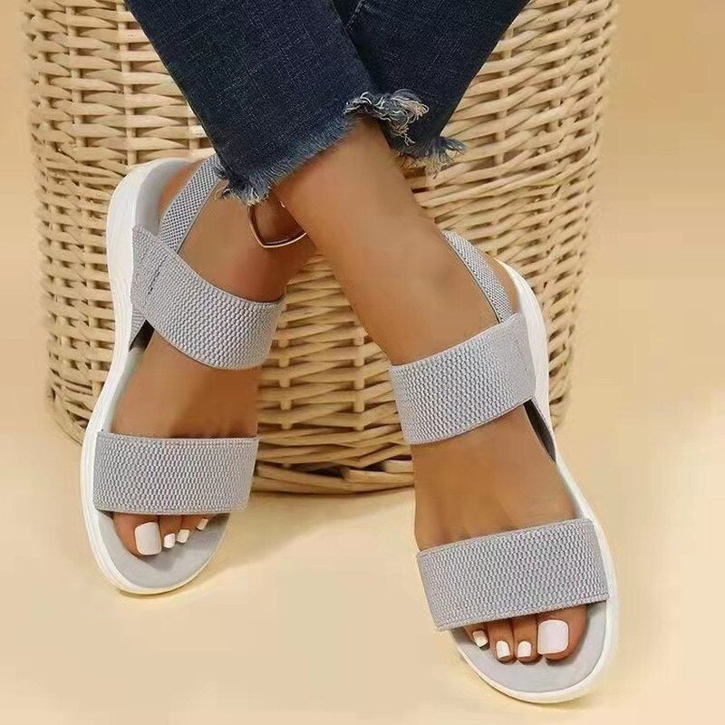 Elegante orthopädische Keilsandalen von Orthopodiatrie