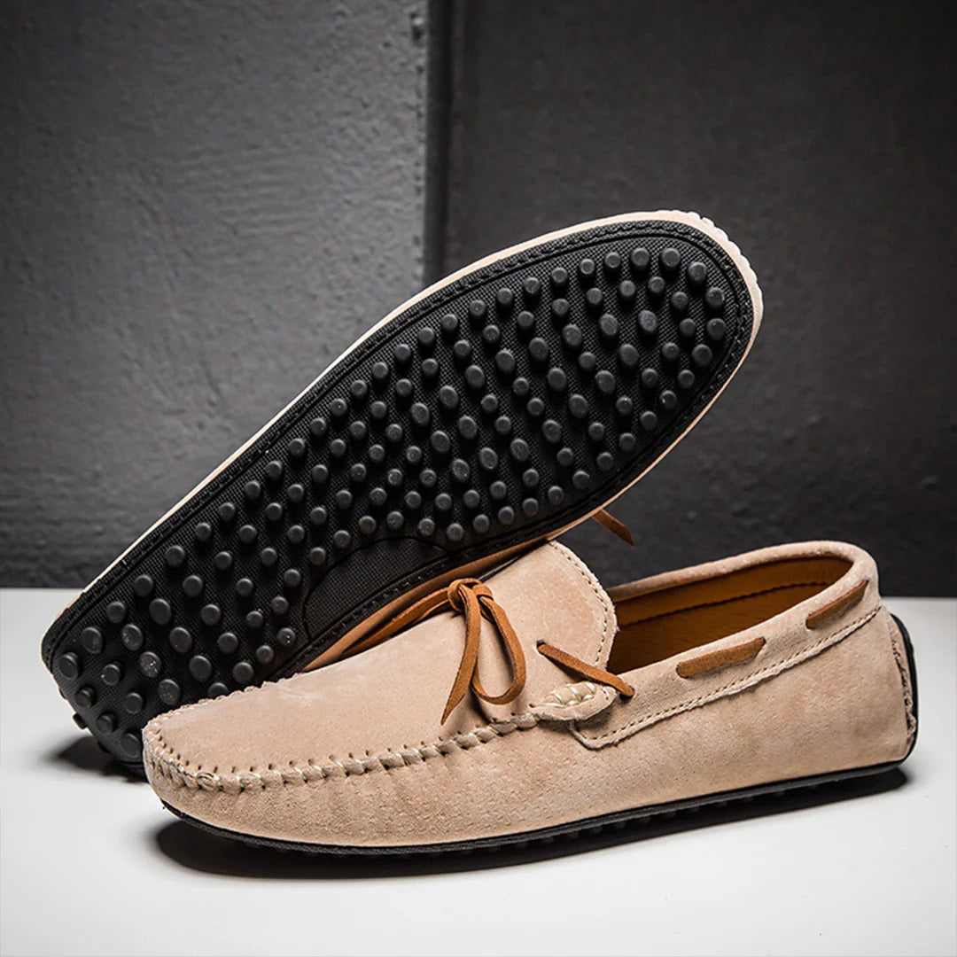 Elegante und weiche Slipper für Herren