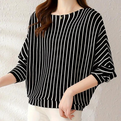 Eleganter Damenpullover mit Streifen von Szonja - ein trendiger Begleiter