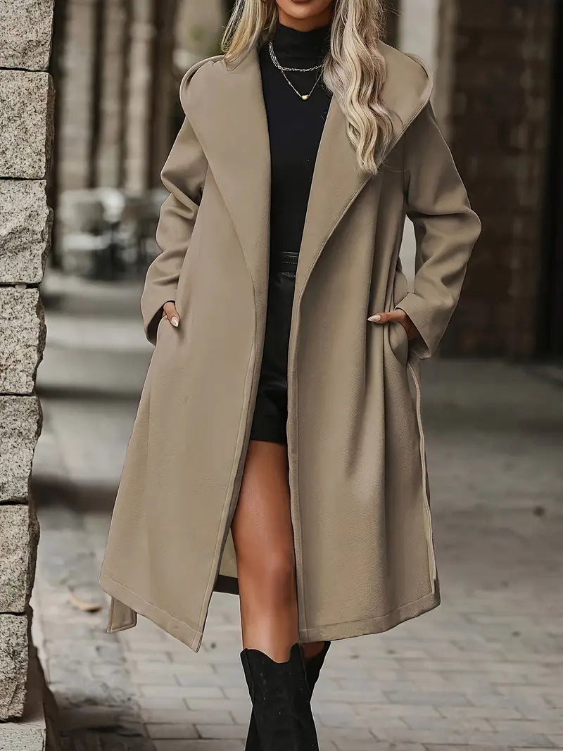 Elegantes Wickelcape mit Taillengürtel von Liarven