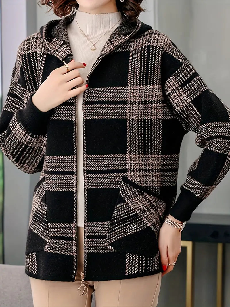 Ellvinna: Stylish Graphic Print Zip-Up Hoodie