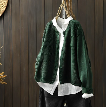 Emil: Weiche Strickjacke aus Pullover