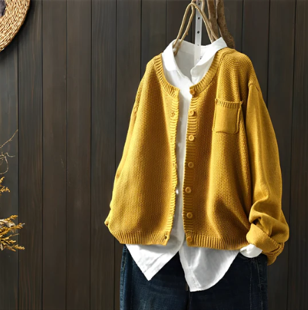 Emil: Weiche Strickjacke aus Pullover