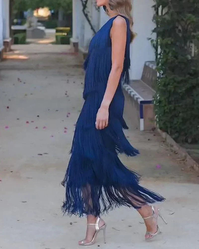 FranjaLux™ – Elegantes Damenkleid mit stilvollen Fransen