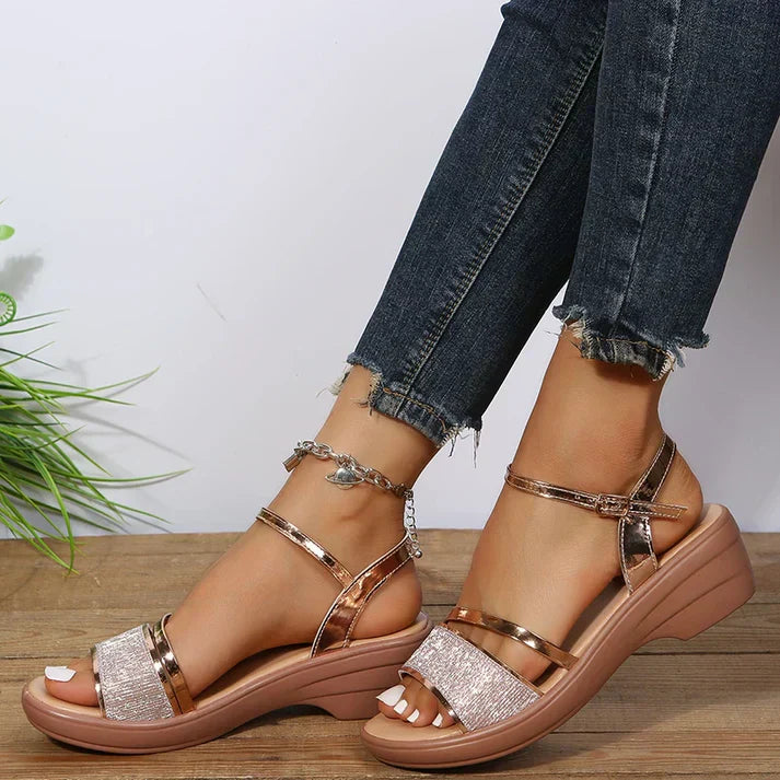 Geraldine: Elegante orthopädische Sandale