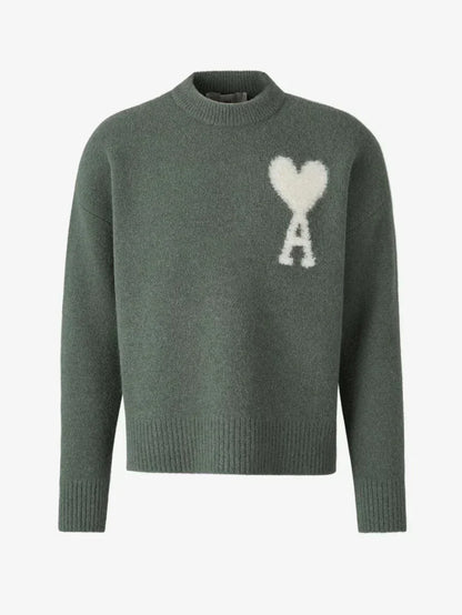 HeartLuxe™ – Exklusiver Unisex-Pullover mit Herzstickerei