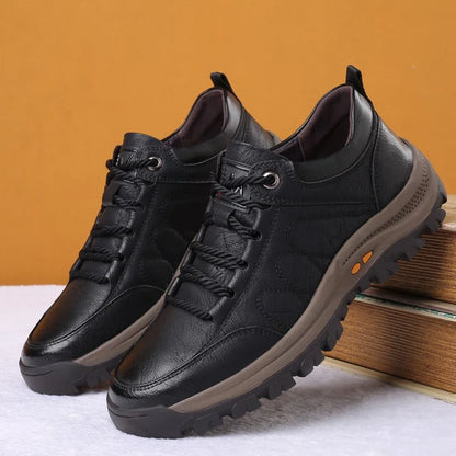 Herren-Komfortschuhe aus Leder mit orthopädischer, stützender Sohle