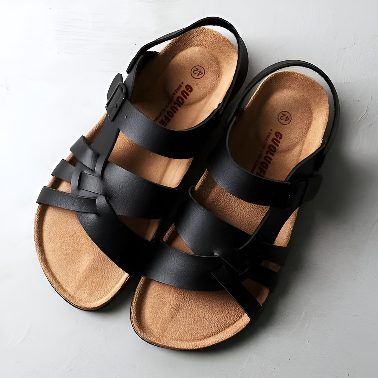 Herren-Sandalen: Elegant, bequem und orthopädisch für den Alltag