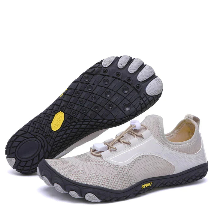 Herrenschuhe mit besonders weitem Vorderfuß