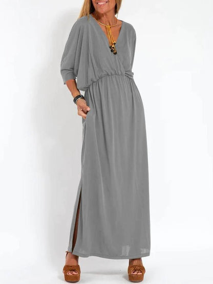 Hochtailliertes Kleid von Elarova mit Schlitz und V-Ausschnitt