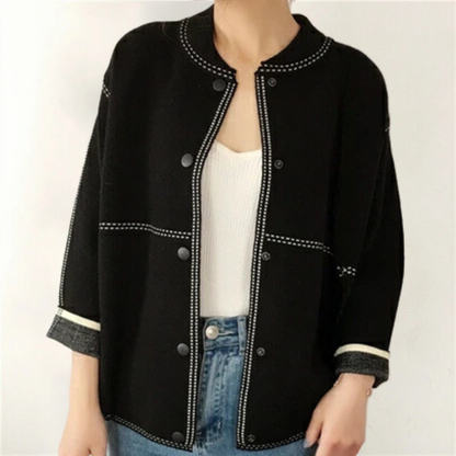 JANE Strickjacke: Trendige Damenjacke im modernen Design