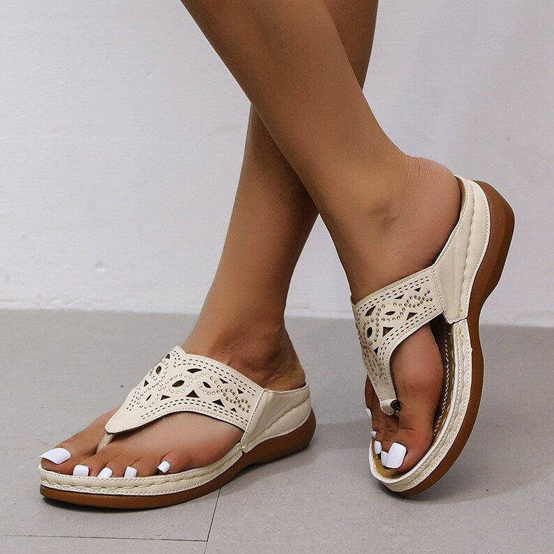 JUNIA – bequeme, orthopädische Sandalen