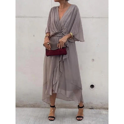 Kleid mit Fledermausärmeln und V-Ausschnitt – Modell Wendy