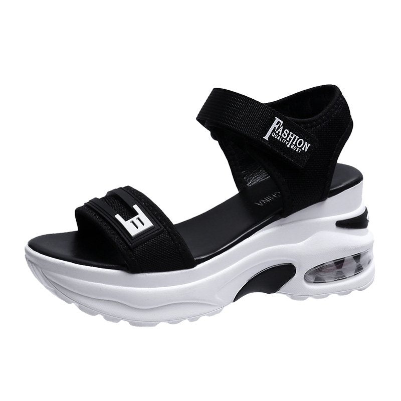 Komfortable und stilvolle Damensandalen mit orthopädischer Ausstattung