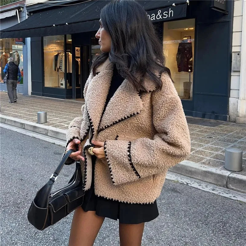 Kurze, warme Teddyfleecejacke für Damen von Lusorra