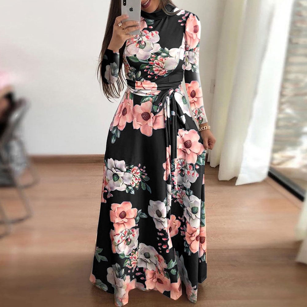 Kurzes Rosenkleid mit Blumenmuster