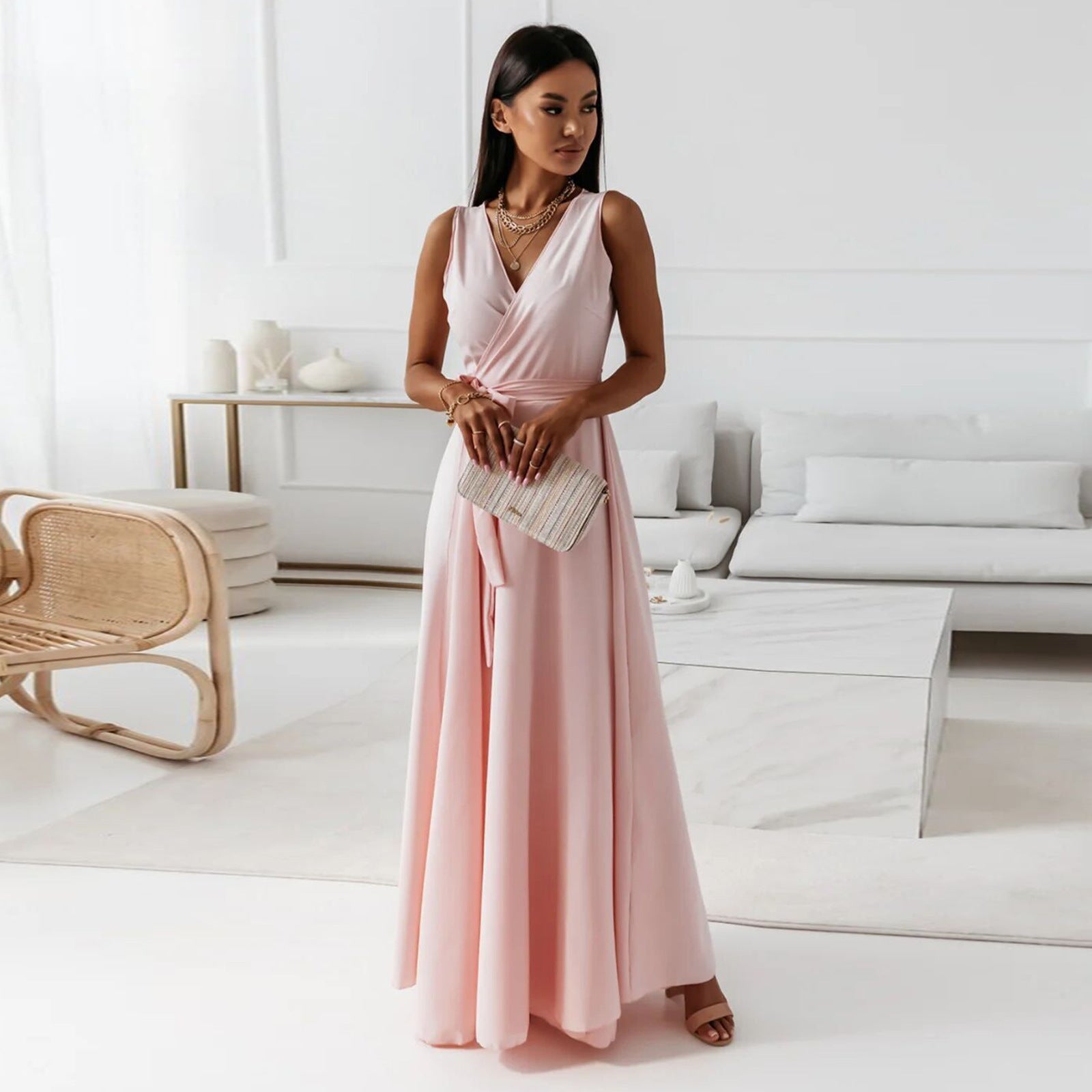 Langes Damenkleid Carolina mit V-Ausschnitt