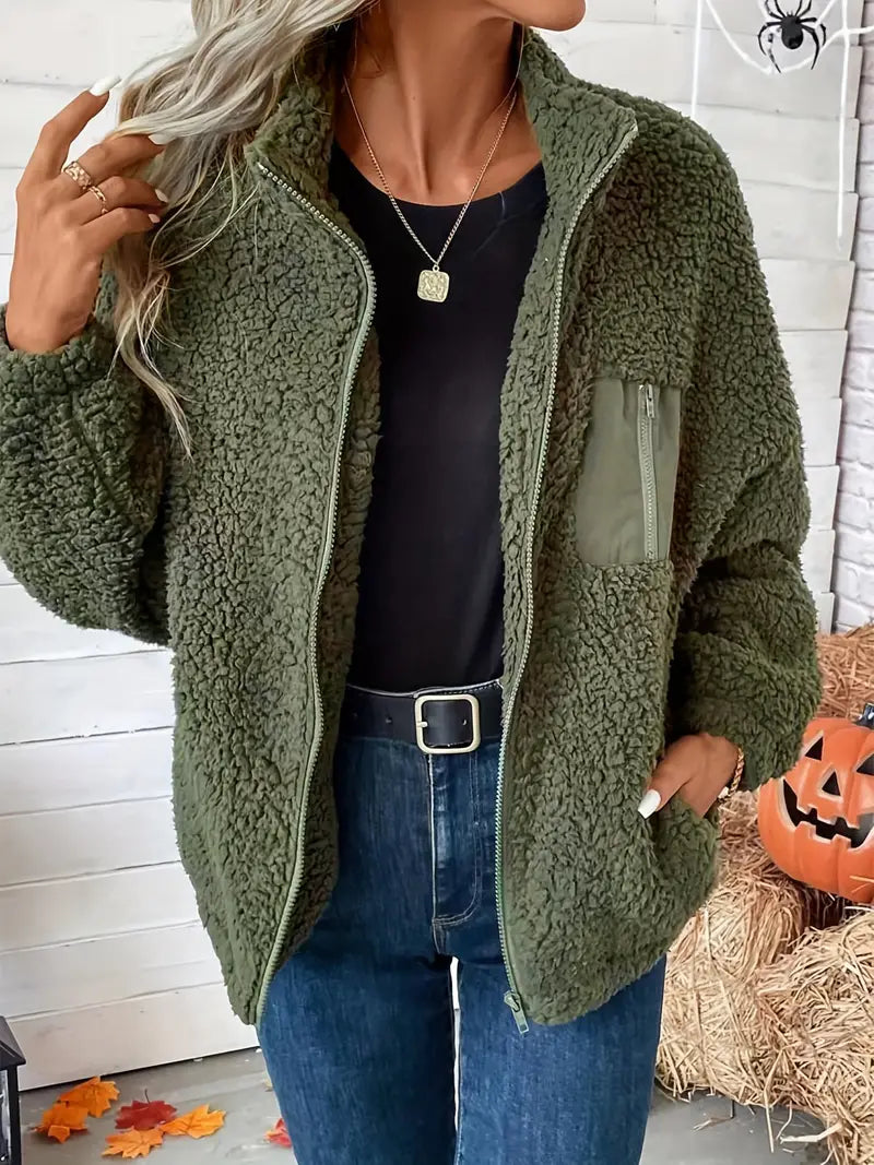 Lässige Shifira Teddyjacke mit Reißverschluss vorne, Drop Shoulder und langen Ärmeln in unifarbener Optik