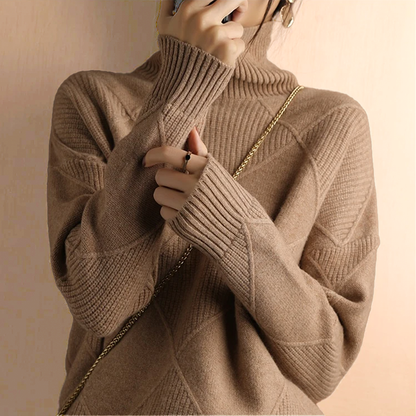 Layla™ GEWIRKTE TURTLENECK