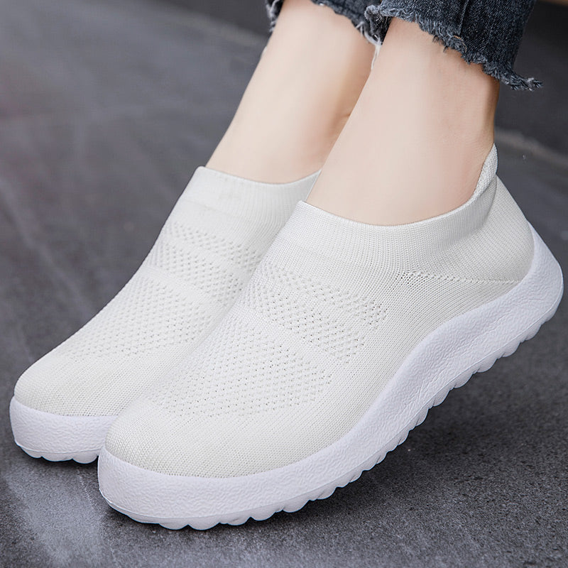 Lena: Orthopädische Damen-Slipper – bequem, stützend und atmungsaktiv