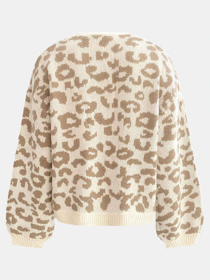 LeoElegance™ – Modische Damen Strickjacke mit Leopardenmuster