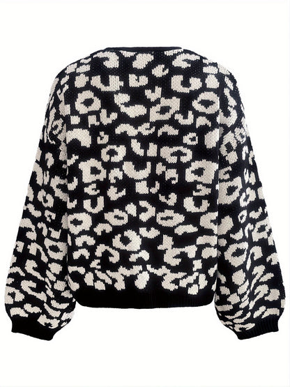 LeoElegance™ – Modische Damen Strickjacke mit Leopardenmuster