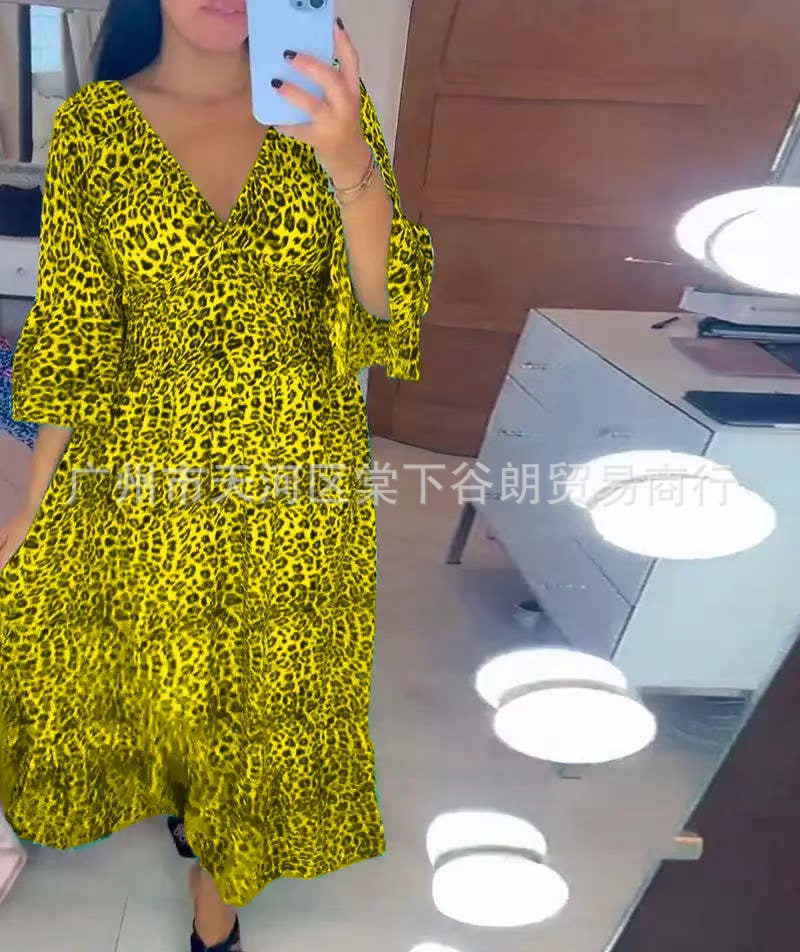 Lockeres Leopardenkleid von Elarova