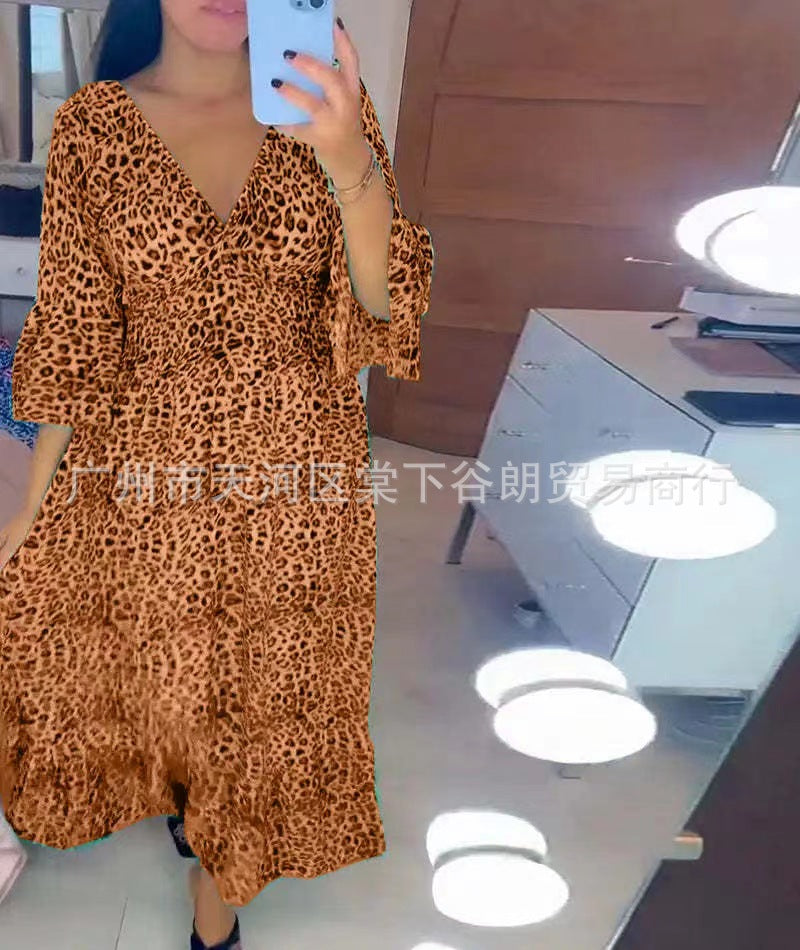 Lockeres Leopardenkleid von Elarova
