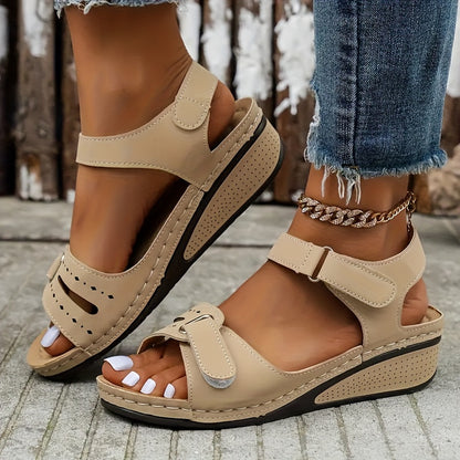 LuxiSole™ – Stilvolle Damen Sandalen mit Plateau & weichem Fußbett