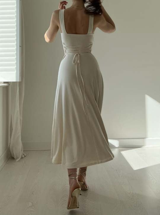 Mirelina™ – Damen Midikleid mit Breiten Trägern