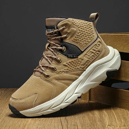 Moderne Trekkingschuhe für Herren von Hux