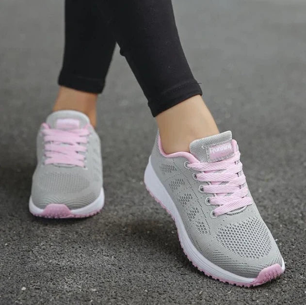 Modische und orthopädische Damenschuhe von Poza