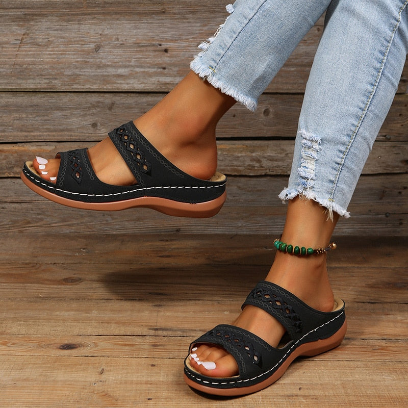 Nora: Elegante Orthopädiesandale