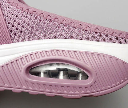 OrthoStride™ – Ergonomische Wanderschuhe für maximalen Komfort