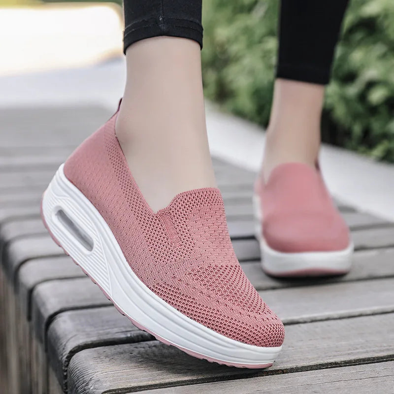Orthopädische Schuhe Zelda aus Mesh-Gewebe