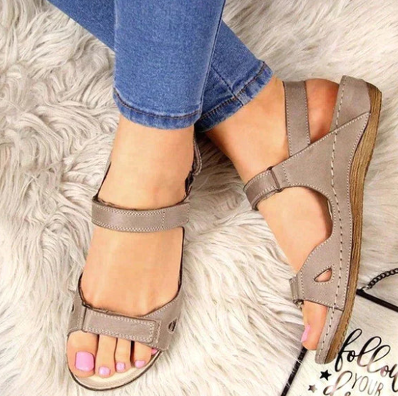 Phoebe: bequeme Sandalen