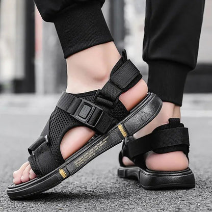 Robuste Herren-Outdoor-Sandalen: Abenteuer und Komfort vereint