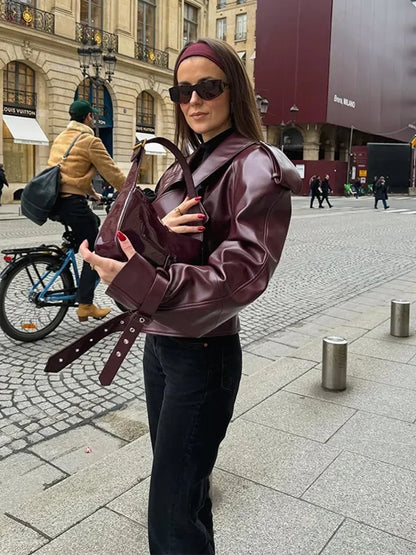 Lederjacke Damen Kurz Rot mit Reverskragen