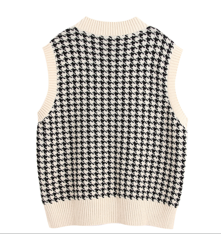 STRICKPULLOVER-WESTE