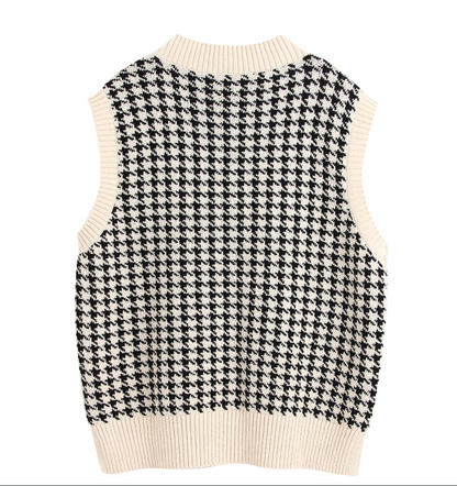 STRICKPULLOVER-WESTE