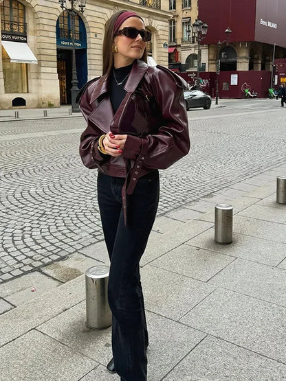 Lederjacke Damen Kurz Rot mit Reverskragen