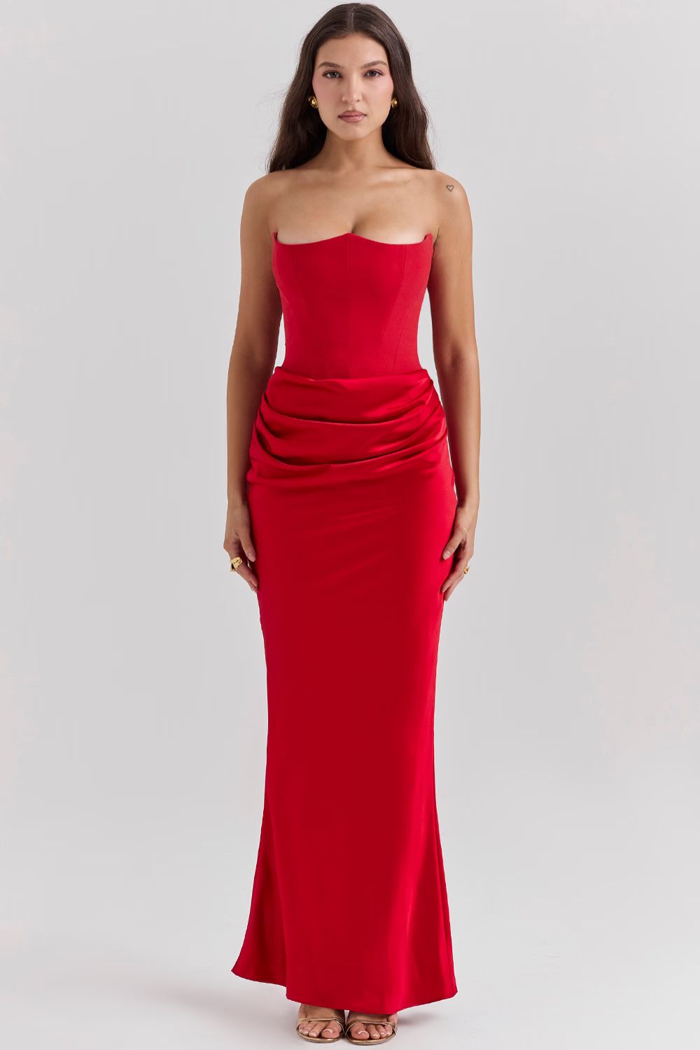 Satinella™ – Elegantes trägerloses Satin Abendkleid