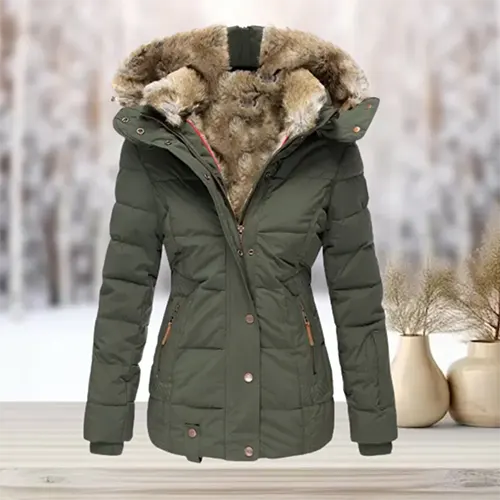 Schlichtes, stilvolles Winterkleid von Elarova