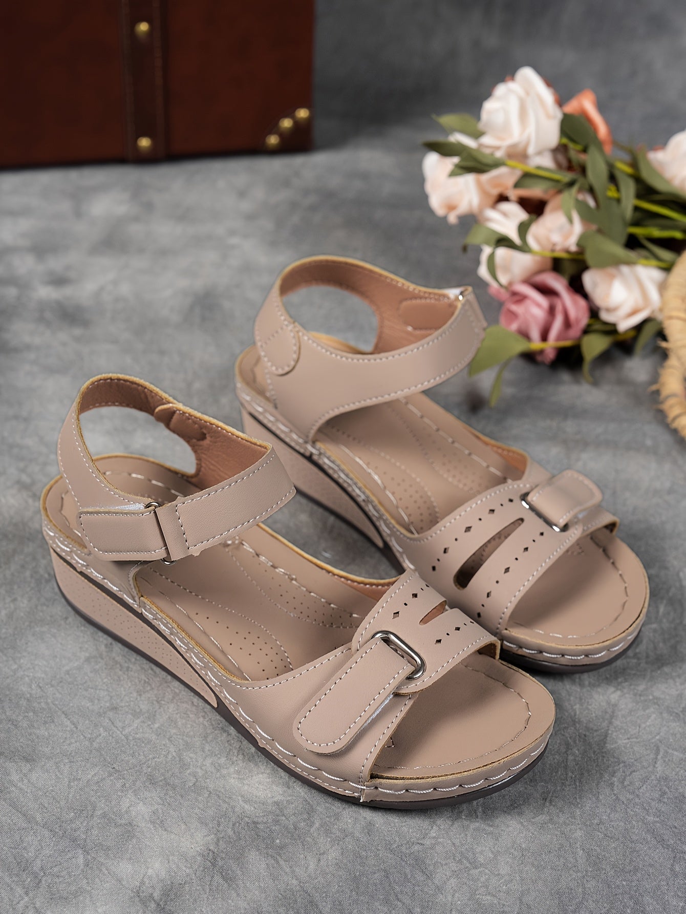 Solevia™ – Damen Sandalen mit Atmungsaktivem Gurt und Flexibler Plattform